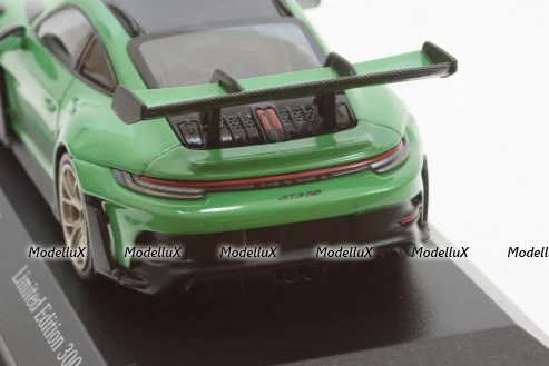 Porsche 911 (992) GT3 RS green, 413062111, Minichamps 1:43