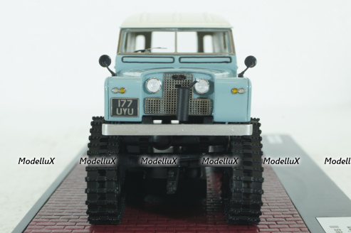 Land Rover 109 II SERIES CUTHBERTSON CONVERSION, Matrix 1:43