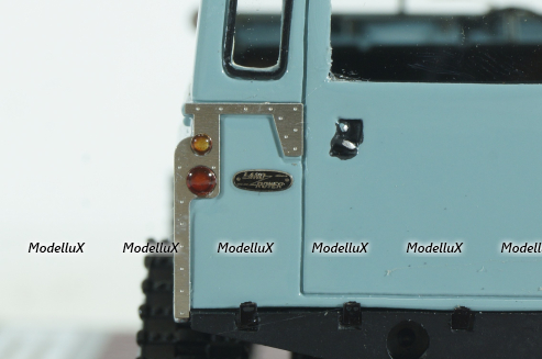 Land Rover 109 II SERIES CUTHBERTSON CONVERSION, Matrix 1:43