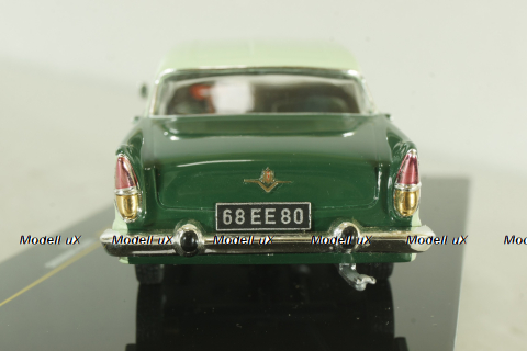 Simca Chambord 1958, green, CLC105, IXO 1:43