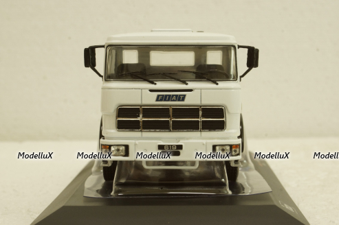 Fiat 690 T1 (1961) white, TR126, IXO 1:43
