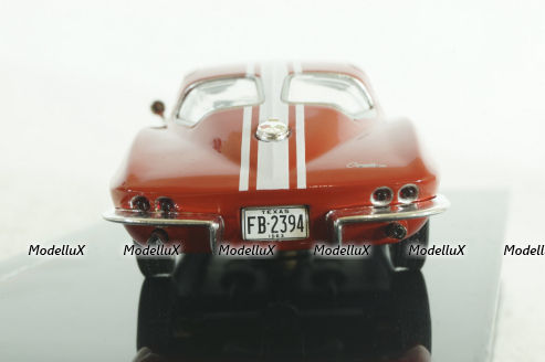 Chevrolet Corvette Stingray 1963, red/white,  CLC479, IXO 1:43