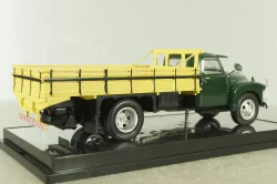 Chevrolet 6400 flatbed truck 1949, dark green/yellow, WB276T, WhiteBox 1:43
