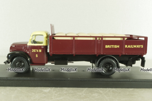 Ford Thames ET6 1953, red TRU018, IXO 1:43