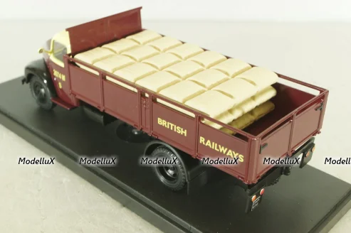 Ford Thames ET6 1953, red TRU018, IXO 1:43