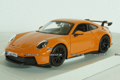 Porsche 992 GT3 Coupe 2021, orange, Burago 1:24