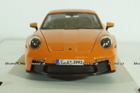 Porsche 992 GT3 Coupe 2021, orange, Burago 1:24