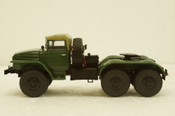 Урал-375С тягач, зелений, АвтоИстория 1:43