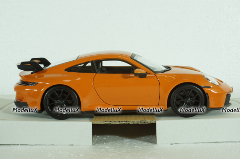 Porsche 992 GT3 Coupe 2021, orange, Burago 1:24