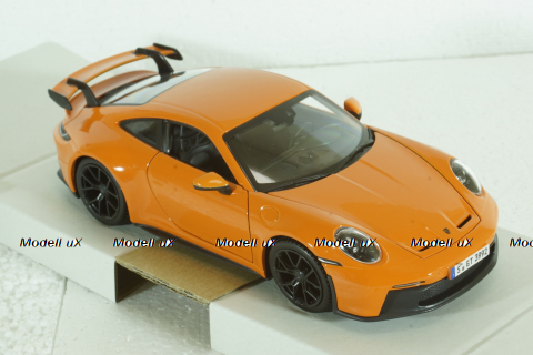 Porsche 992 GT3 Coupe 2021, orange, Burago 1:24