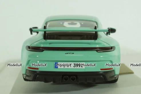 Porsche 992 GT3 Coupe 2021, mint green, BU21104MG, Burago 1:24