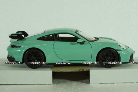 Porsche 992 GT3 Coupe 2021, mint green, BU21104MG, Burago 1:24