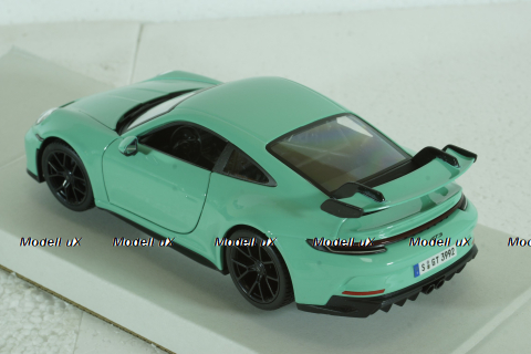 Porsche 992 GT3 Coupe 2021, mint green, BU21104MG, Burago 1:24