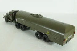 КрАЗ-258 с полуприцепом-цистерной ТЗ-22 (хаки), SSM7026, SSM 1:43