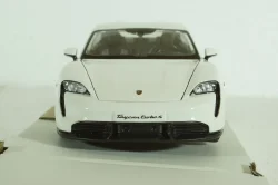 Porsche Taycan 2019, Carrara White, BU21098WH, Burago 1:24
