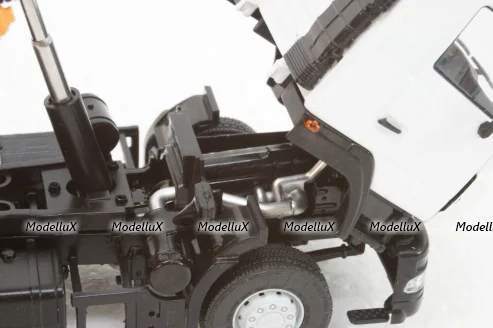 Маз-6501 самоскид білий/помаранчевий, АвтоИстория 1:43