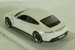 Porsche Taycan 2019, Carrara White, BU21098WH, Burago 1:24