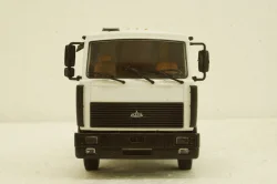 Маз-6422 тягач 1989г белый, АвтоИстория 1:43