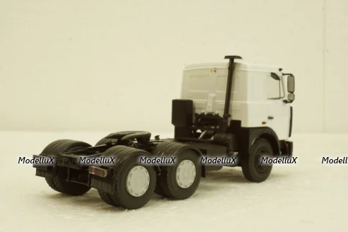 Маз-6422 тягач 1989г белый, АвтоИстория 1:43