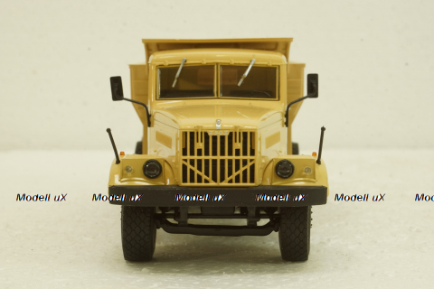 Краз-256Б1 самосвал, песочный, АвтоИстория 1:43