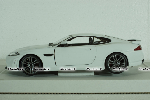 Jaguar XKR-S 2011, white, BU21063W, Burago 1:24