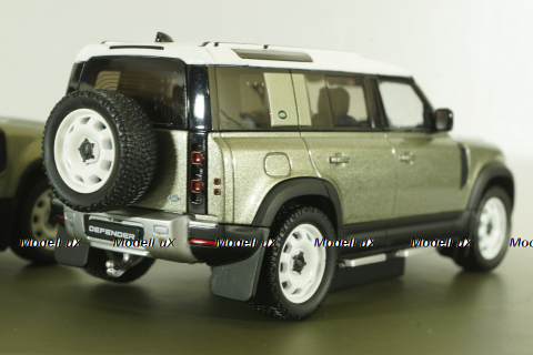 Land Rover Defender 110 2020 green & Land Rover Defender 90 2020 green, ALM410800, Almost Real 1:43