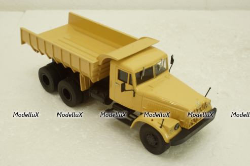 Краз-256Б1 самосвал, песочный, АвтоИстория 1:43
