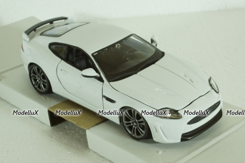 Jaguar XKR-S 2011, white, BU21063W, Burago 1:24