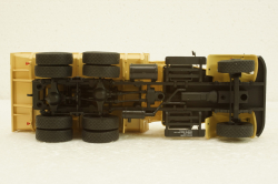 Краз-256Б1 самосвал, песочный, АвтоИстория 1:43