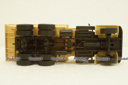 Краз-256Б1 самосвал, песочный, АвтоИстория 1:43
