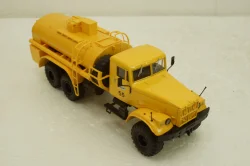 АЦ-8,5(255Б) Краз-255 Аєрофлот, бензовоз , АвтоИстория 1:43