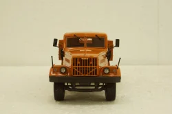 Краз-257Б1 бортовой, оранжевый, АвтоИстория 1:43