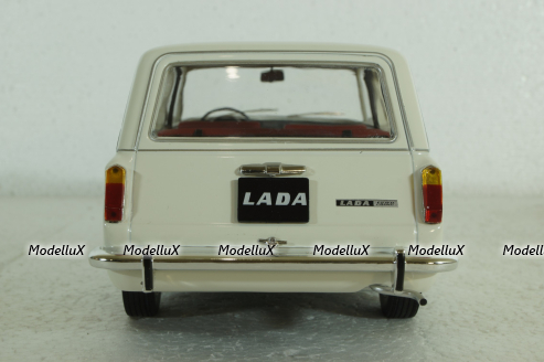 ВАЗ 2102 Жигули LADA 1970, T9-1800232, Triple9 1:18