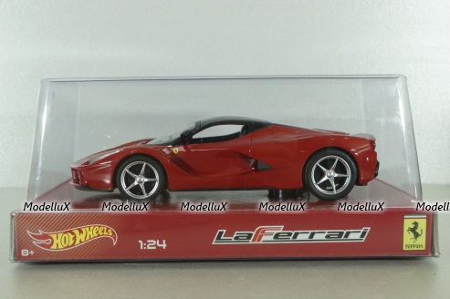 LaFerrari red Mattel, BLY61, Hot Wheels 1:24