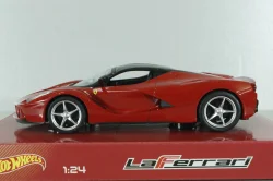LaFerrari red Mattel, BLY61, Hot Wheels 1:24