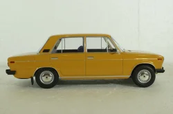 Ваз-2106 Lada 1600, оранжевая, 1800240, Triple9 1:18