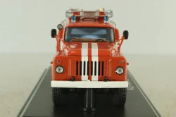 АЦ-30(53) пожарная автоцистерна на шасси Газ-53, красный с бел. полосами, SSM1266, SSM 1:43