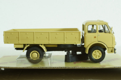 Маз-500А 1973 песочный, Н285, Наш Автопром 1:43