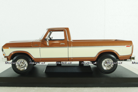 Ford F150 Pick-Up year 1979 brown, Maisto 1:18