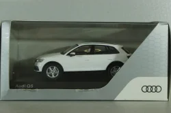 Audi Q5, ibis white, 2017, 5011605631, Iscale 1:43