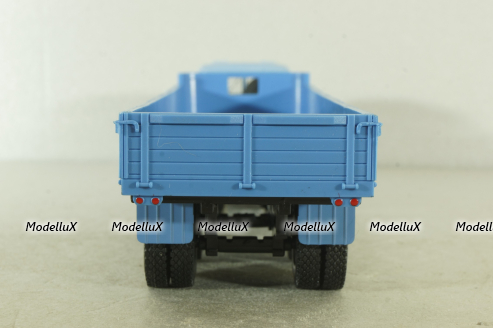 Маз-520, 3-х осный с полуприцепом Маз-5205 синий, Н859 Наш Автопром 1:43