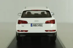 Audi Q5, ibis white, 2017, 5011605631, Iscale 1:43