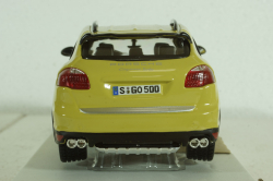 PORSCHE CAYENNE TURBO 2010  YELLOW, Burago 1:24