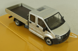 Газель Next A22 R33 двойная кабина, бортовой станд. кузов, серебристый, Н563, Наш Автопром 1:43