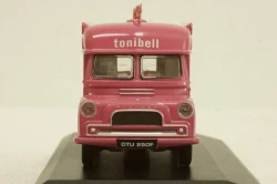 Bedford CA Ice cream, pink CA027, Oxford 1:43
