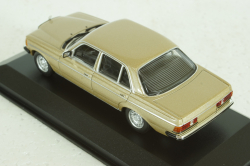 Mercedes 230E (W123), 1982, Mercedes E-Class Gold Metallic, 940032205, Maxichamps 1:43