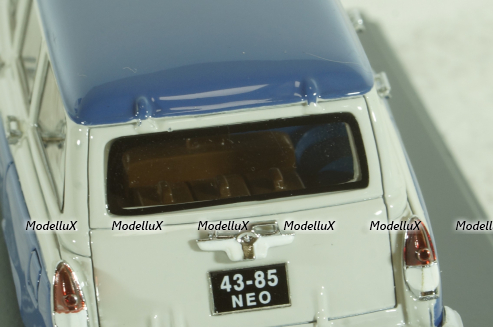 Газ-М22  Волга 1960, бело/синяя, 43805, NEO 1:43 