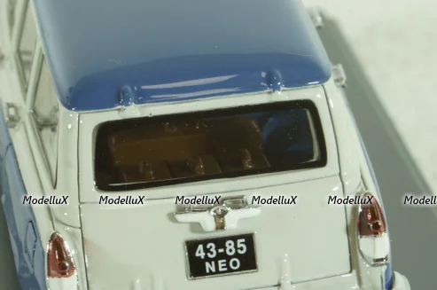 Газ-М22  Волга 1960, бело/синяя, 43805, NEO 1:43 