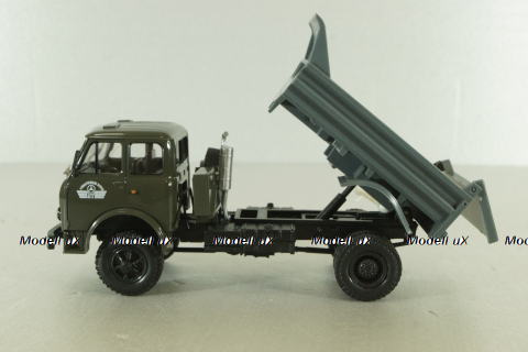 Маз-509Б самосвал, 1975г зел/сер, Н984, Наш Автопром 1:43