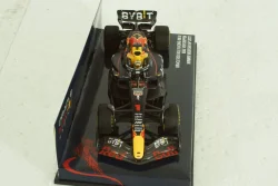Oracle Red Bull Racing RB18, with pilot Max Verstappen, Winner Mexican GP 2022, 417222001, Minichamps 1:43